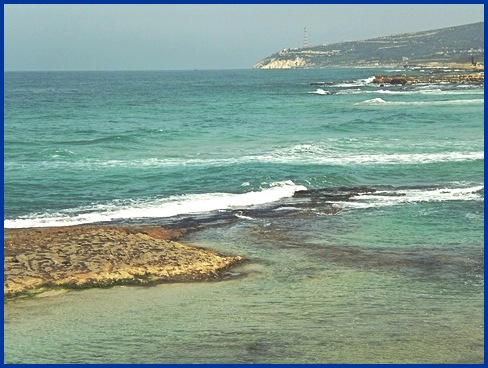 Looking north from Achziv Beach